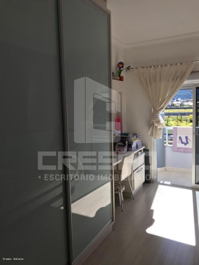 Casa à venda com 4 quartos, 350m² - Foto 24