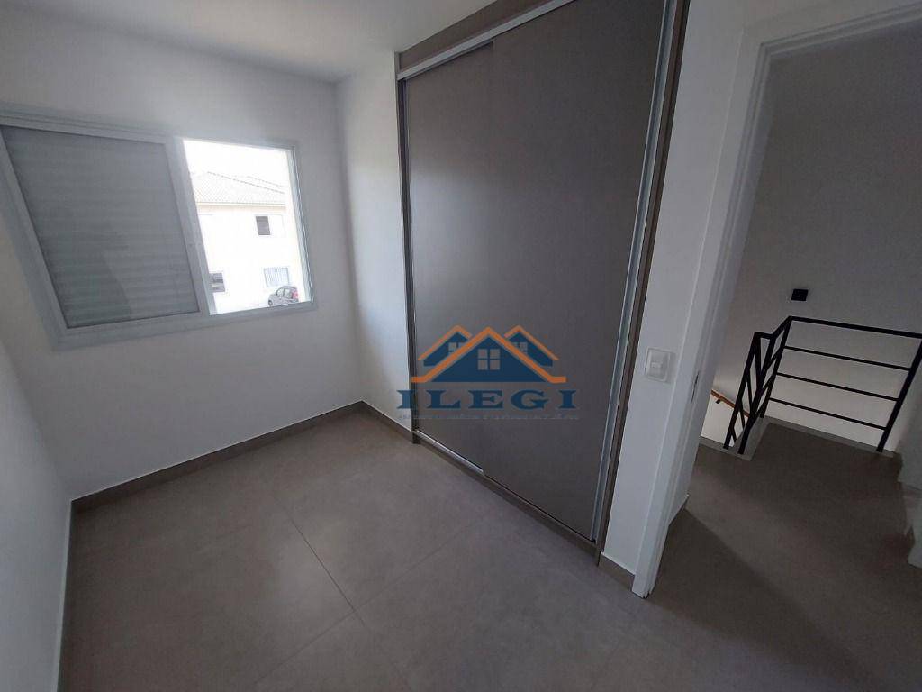 Casa de Condomínio para alugar com 3 quartos, 96m² - Foto 12