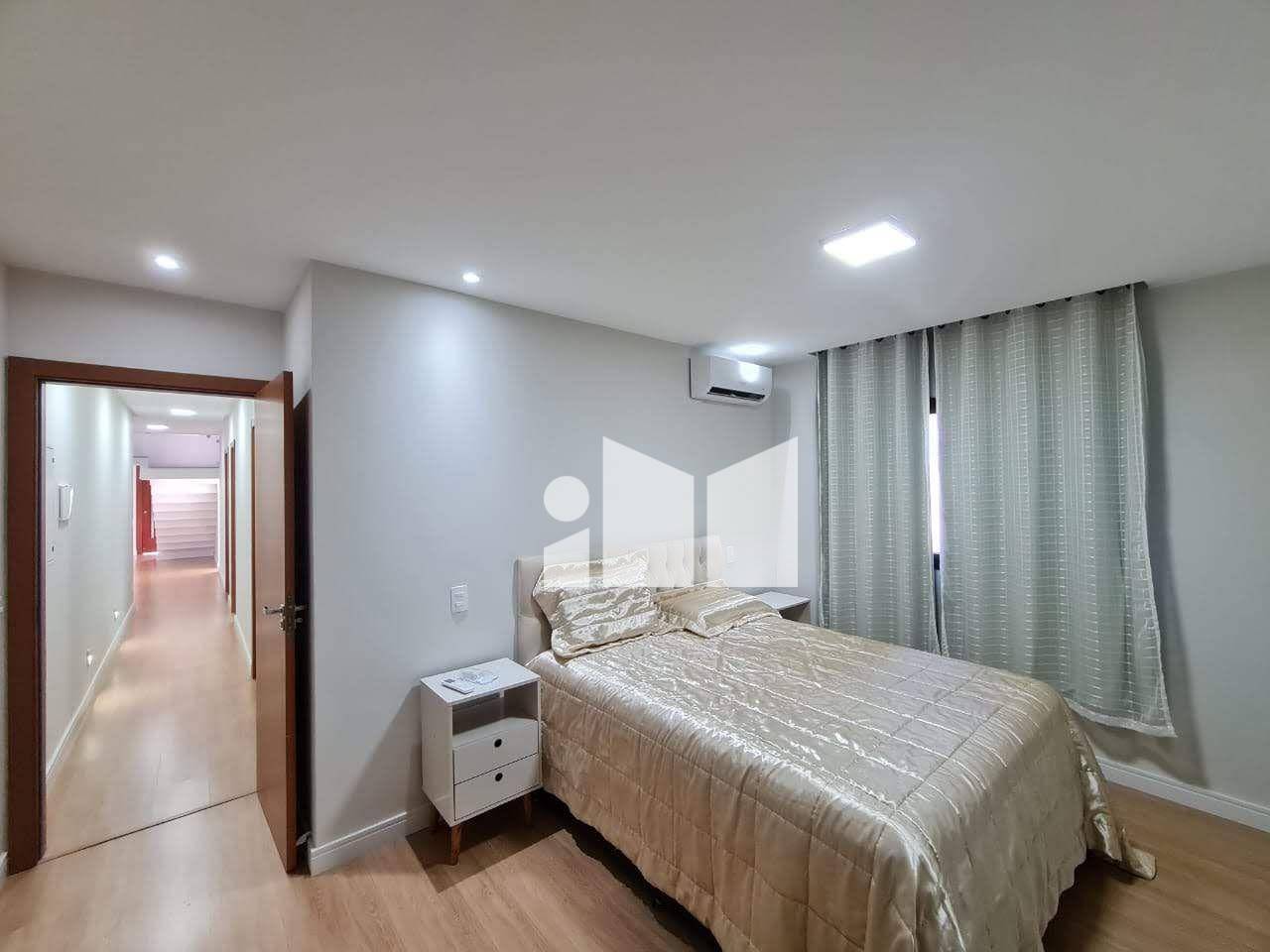 Casa, 4 quartos, 300 m² - Foto 30