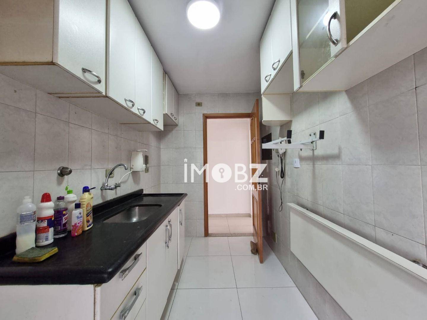 Apartamento à venda com 3 quartos, 70m² - Foto 6