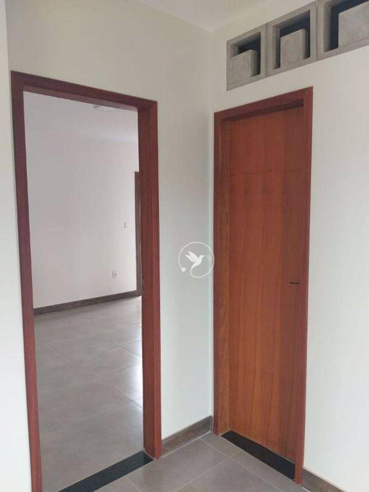 Casa de Condomínio à venda com 4 quartos, 252m² - Foto 26