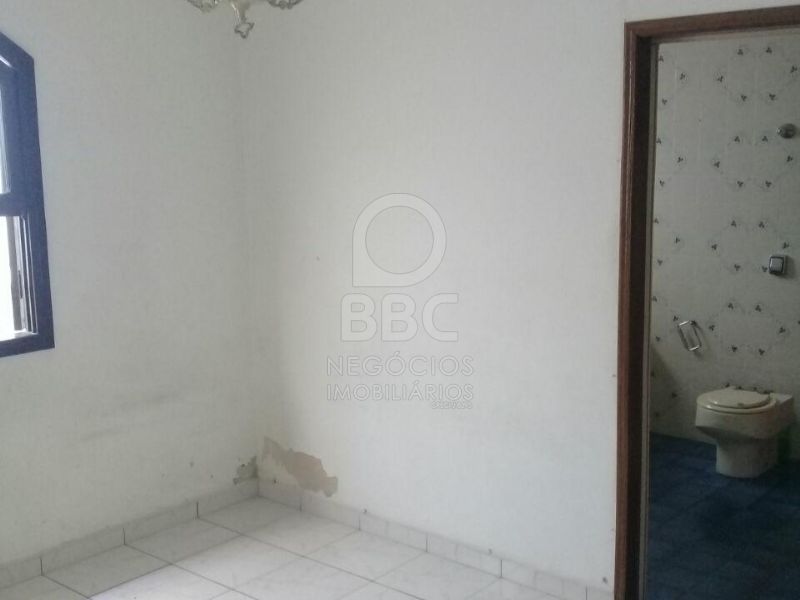 Sobrado à venda com 3 quartos, 900m² - Foto 13