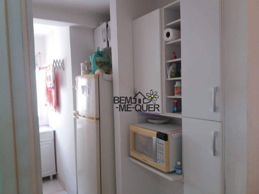 Apartamento à venda com 2 quartos, 52m² - Foto 2