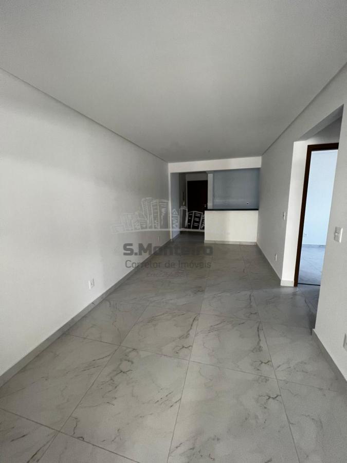 Apartamento à venda com 2 quartos, 77m² - Foto 7