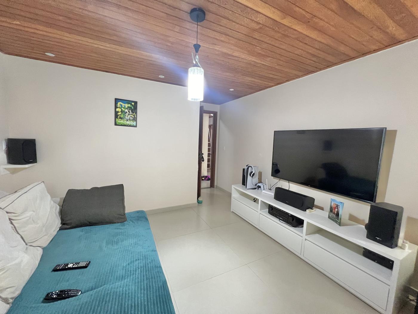 Casa para alugar com 4 quartos, 185m² - Foto 20