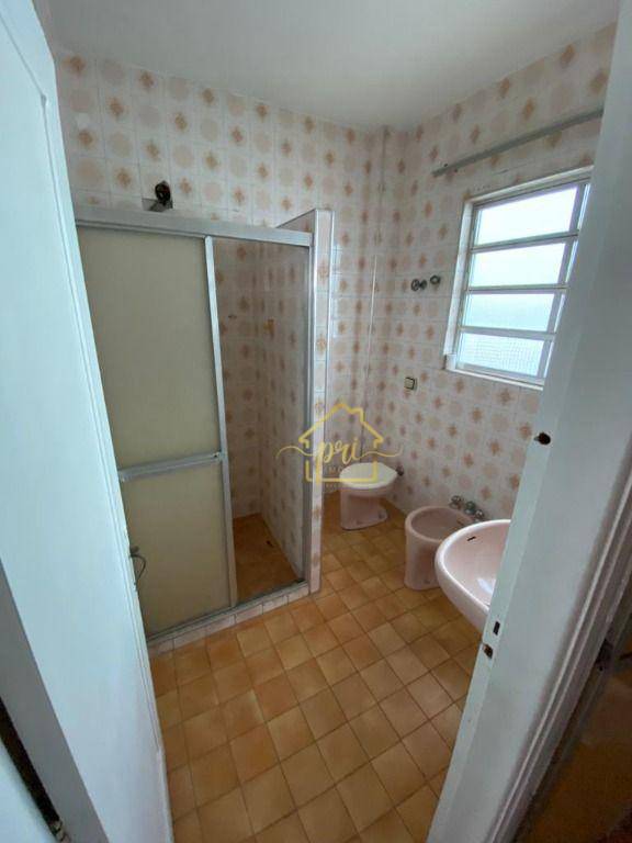 Casa à venda com 5 quartos, 225m² - Foto 10