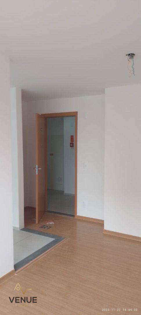 Apartamento à venda com 2 quartos, 44m² - Foto 8