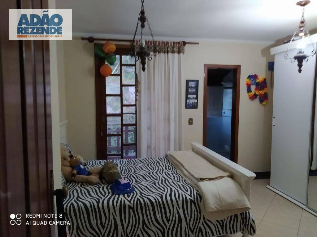 Casa de Condomínio à venda com 4 quartos, 345m² - Foto 26