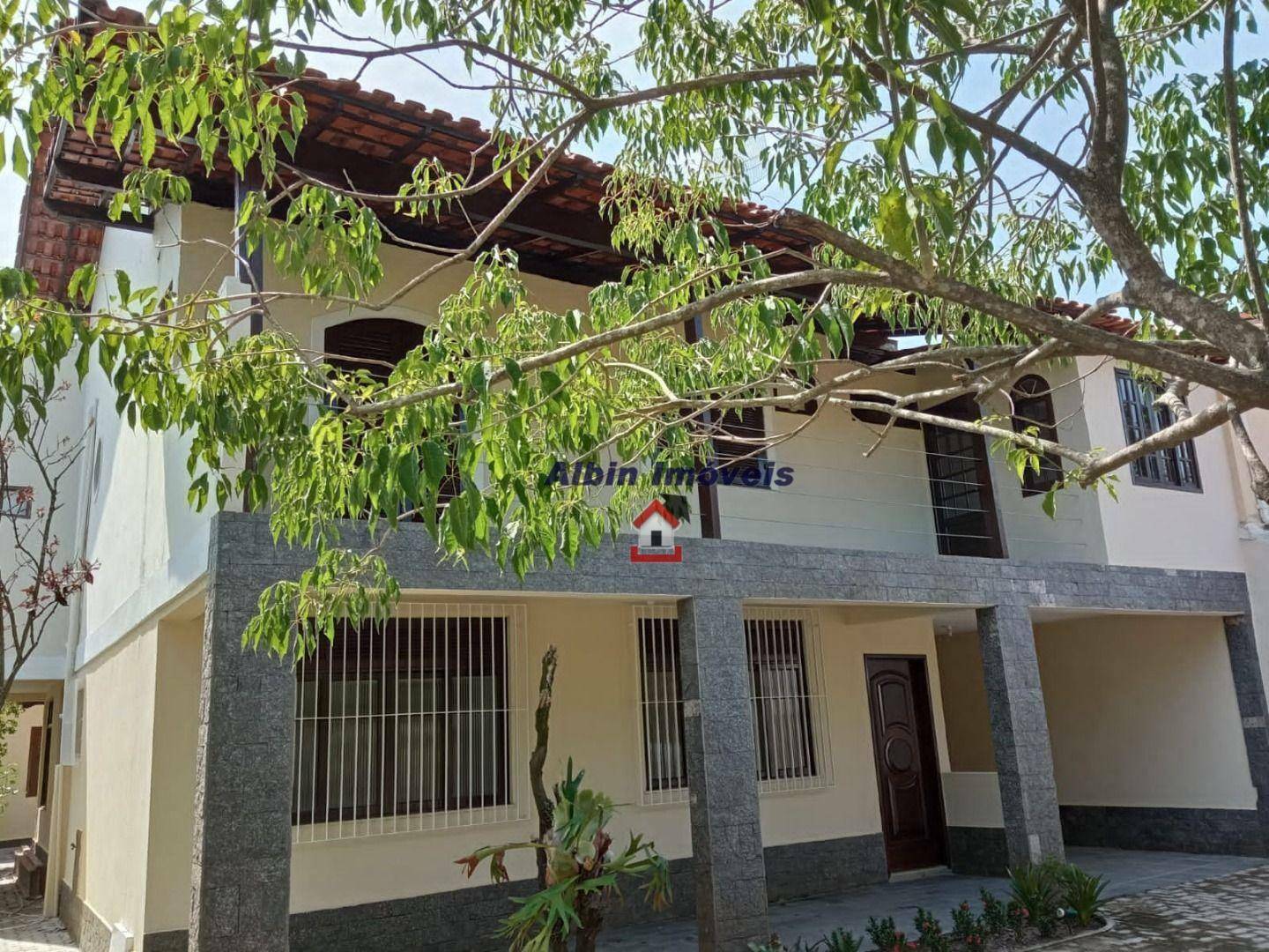 Casa à venda com 5 quartos, 340m² - Foto 6