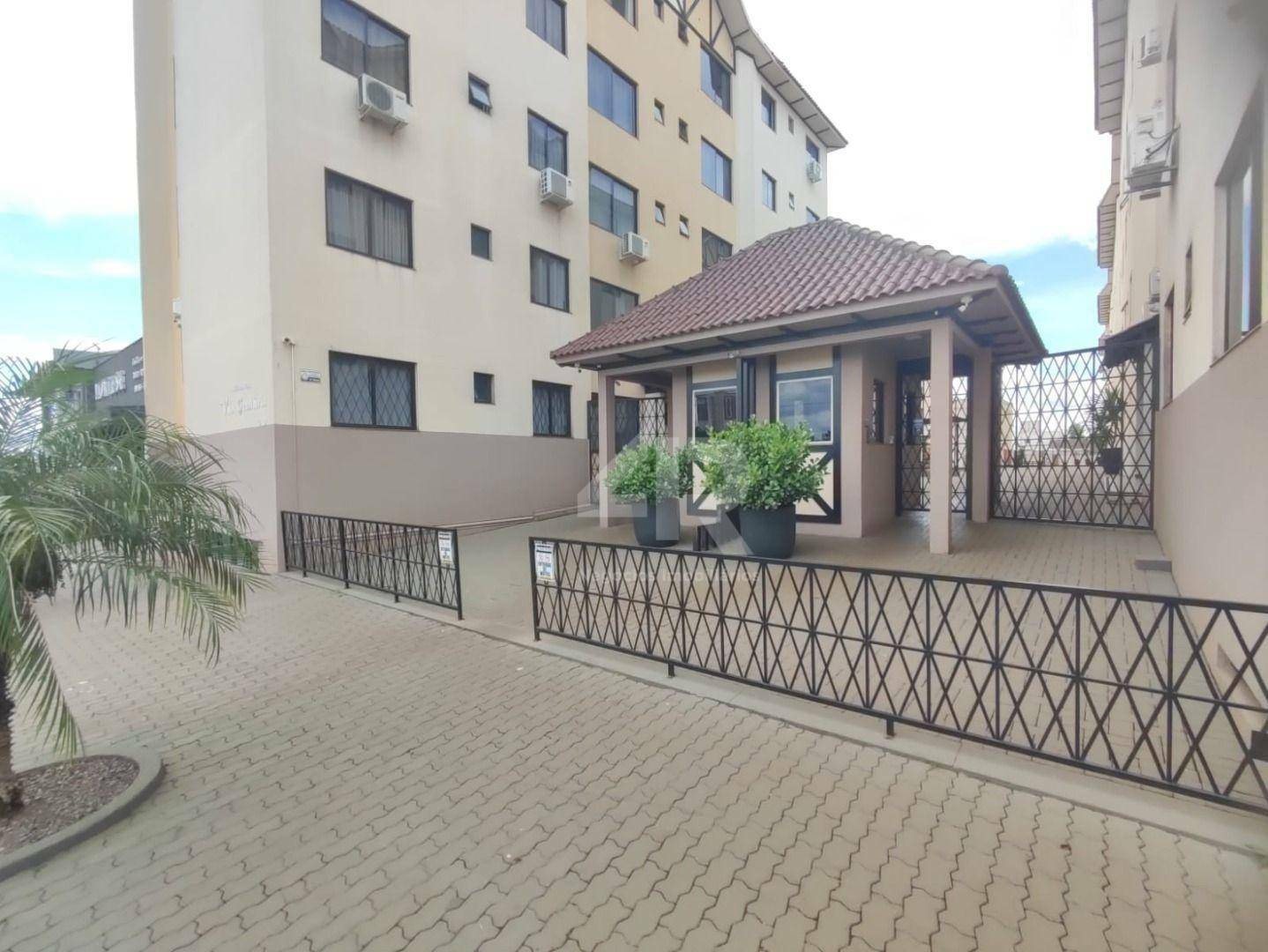 Apartamento à venda com 2 quartos, 63m² - Foto 1