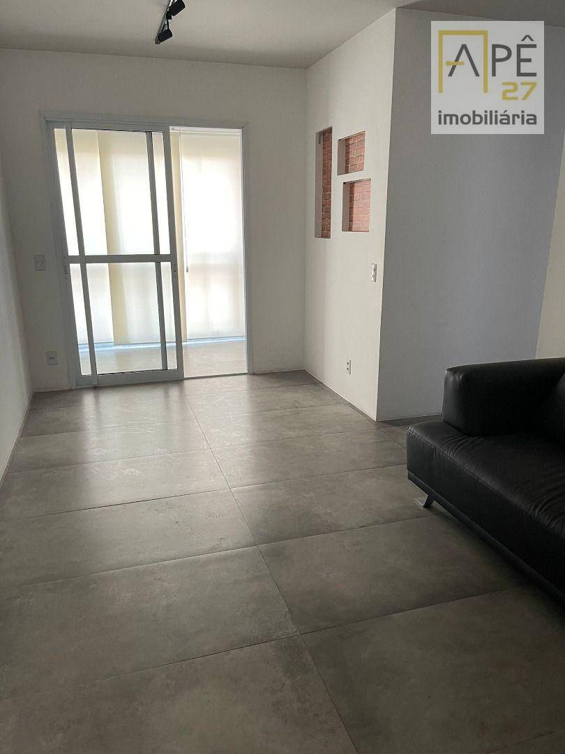 Apartamento à venda com 2 quartos, 58m² - Foto 7