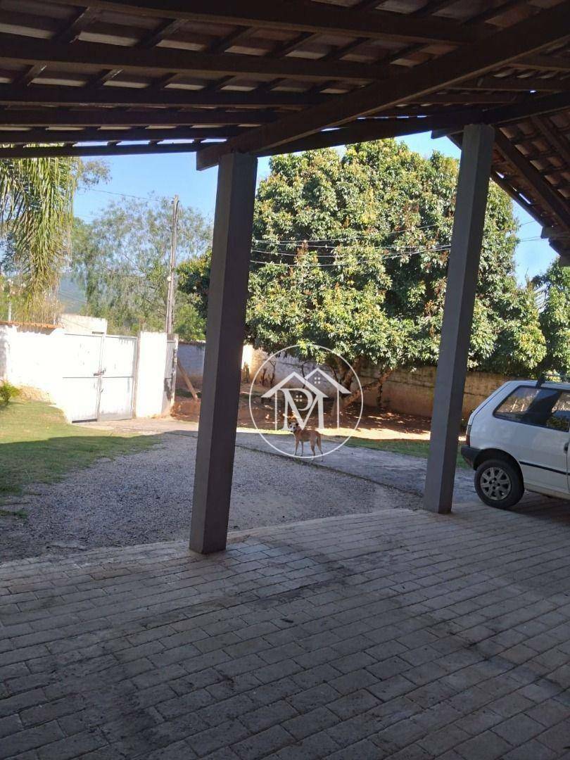 Chácara à venda com 4 quartos, 230m² - Foto 16