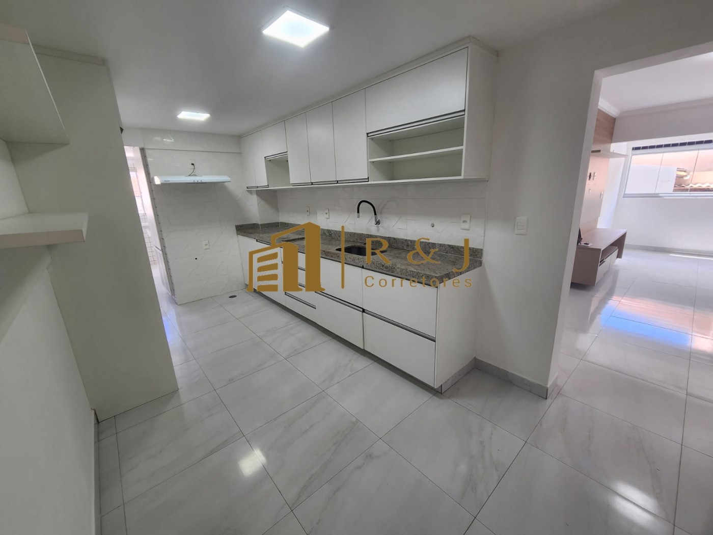 Apartamento para alugar com 3 quartos, 99m² - Foto 9