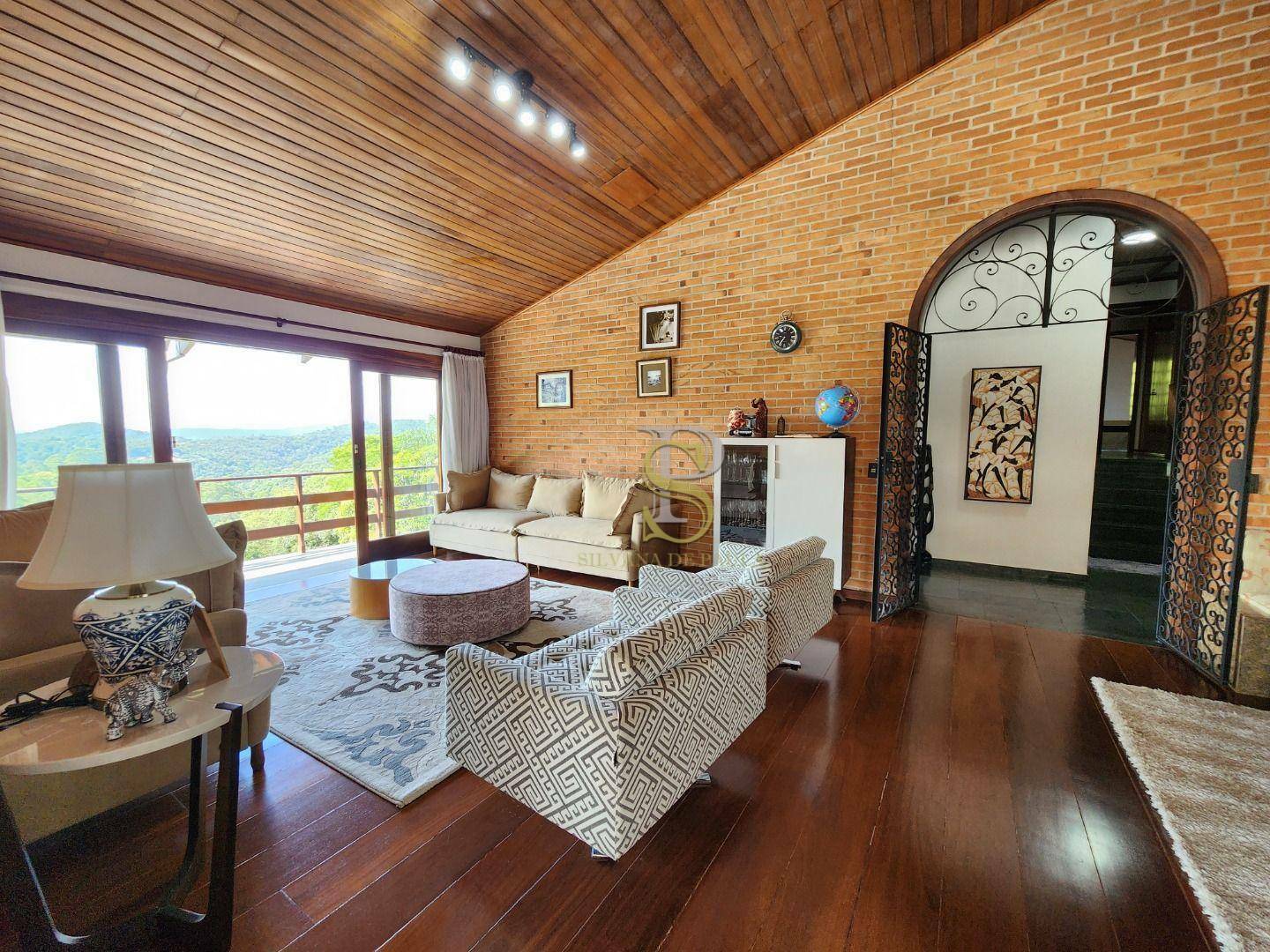 Casa à venda com 4 quartos, 500m² - Foto 6