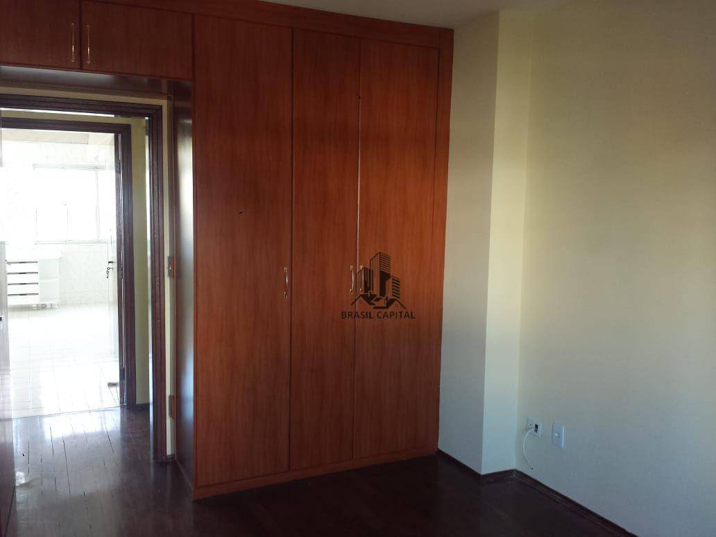 Apartamento à venda com 3 quartos, 147m² - Foto 12