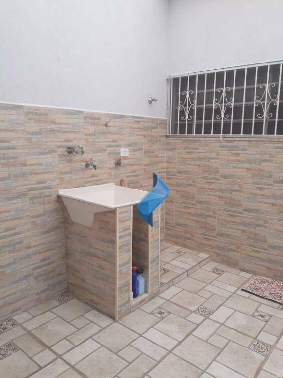 Casa à venda com 3 quartos, 131m² - Foto 11