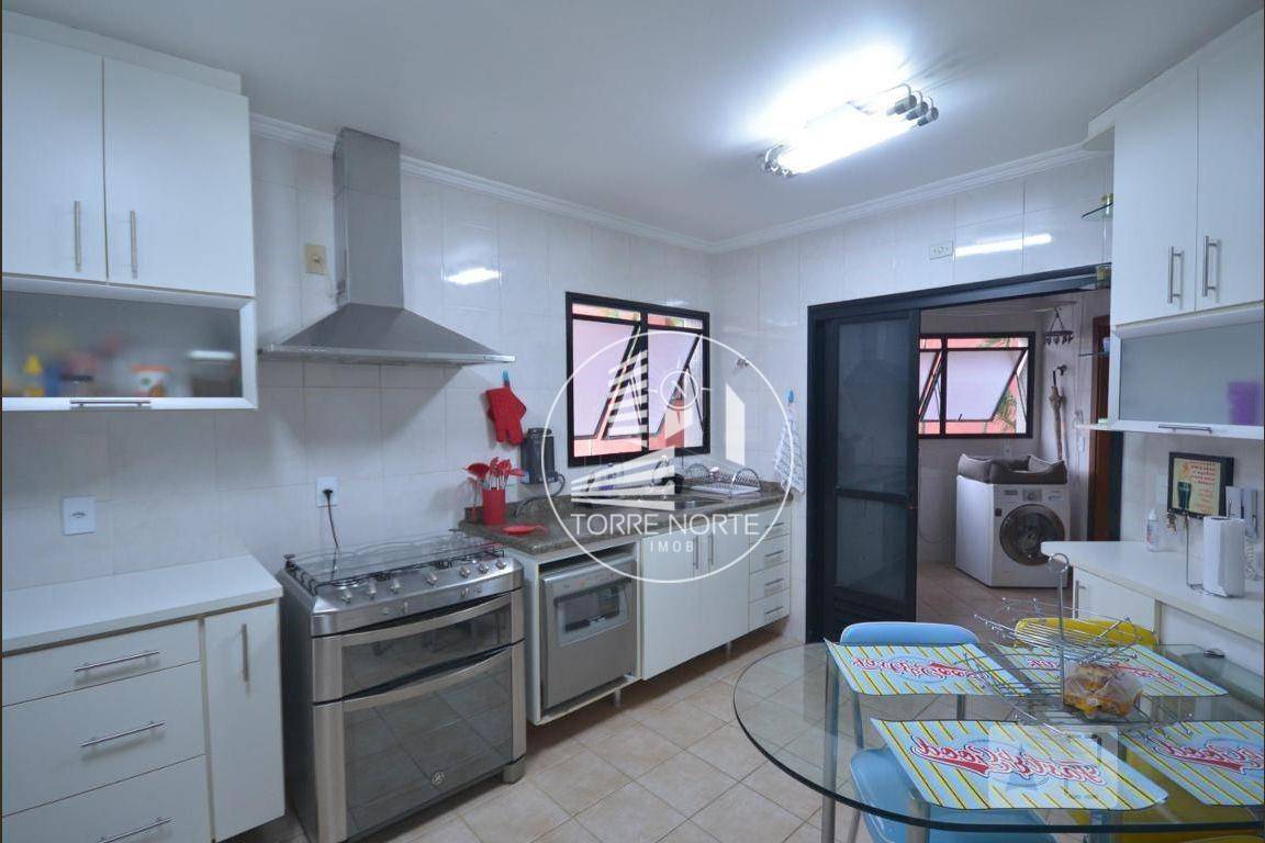 Apartamento à venda com 3 quartos, 127m² - Foto 6