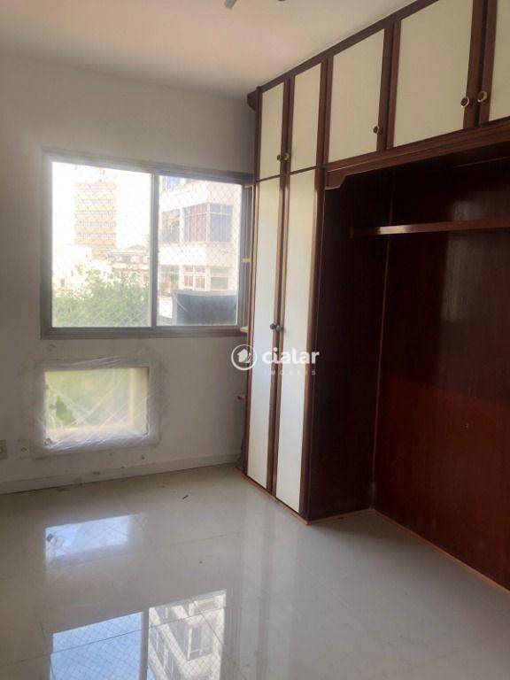 Apartamento à venda com 2 quartos, 64m² - Foto 8