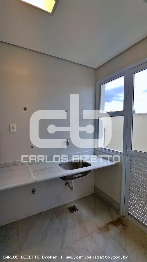 Casa de Condomínio à venda com 3 quartos, 420m² - Foto 26