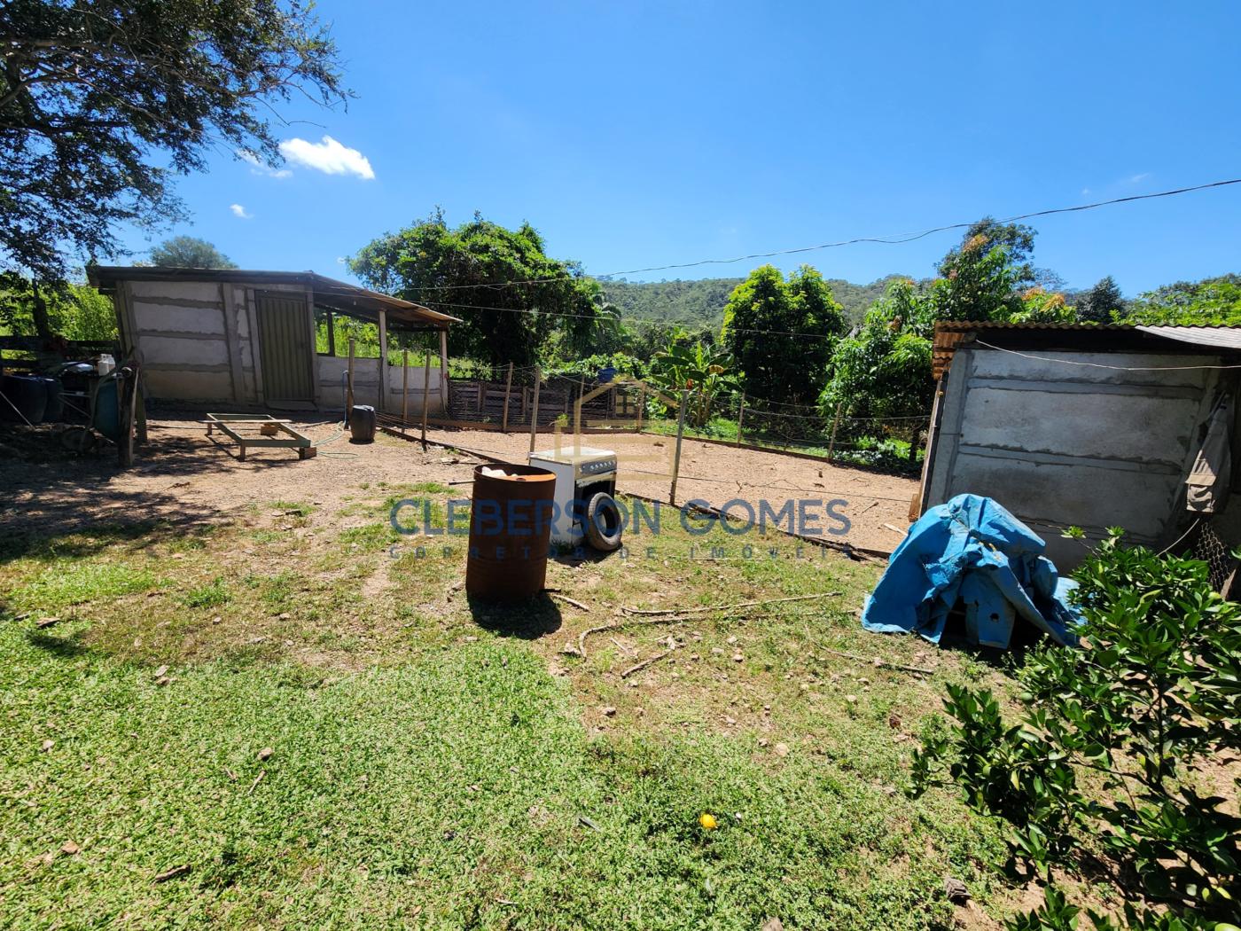 Chácara à venda com 4 quartos, 3m² - Foto 15