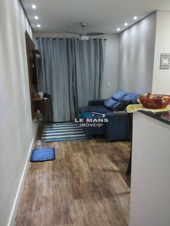 Apartamento à venda com 2 quartos, 53m² - Foto 1