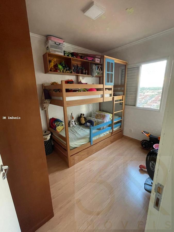 Apartamento à venda com 2 quartos, 48m² - Foto 3