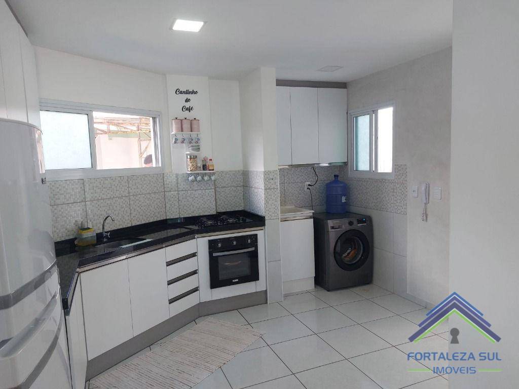 Apartamento à venda com 2 quartos, 69m² - Foto 22