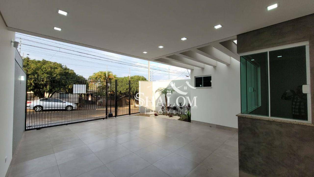 Casa à venda com 3 quartos, 105m² - Foto 3