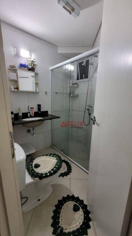 Apartamento à venda com 2 quartos, 63m² - Foto 19