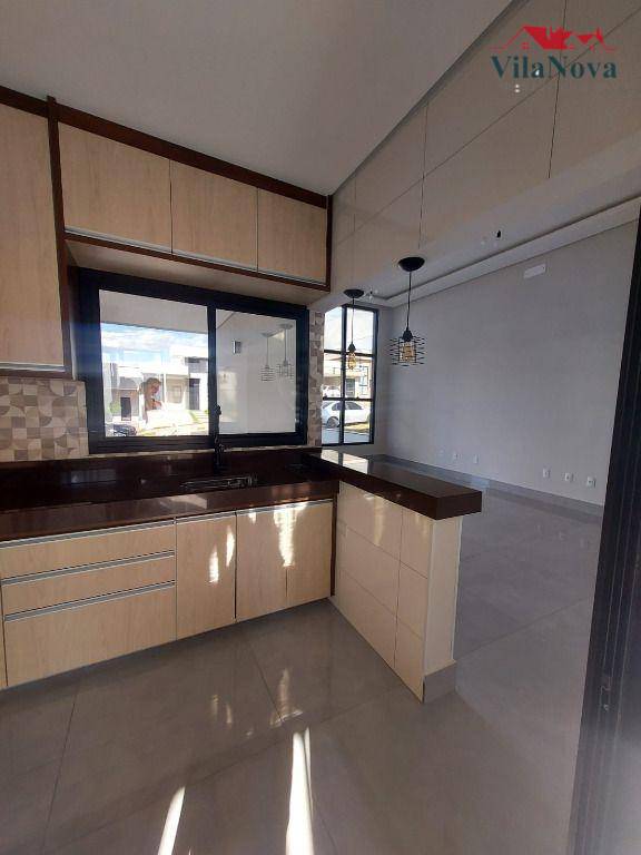 Casa de Condomínio à venda com 3 quartos, 136m² - Foto 4