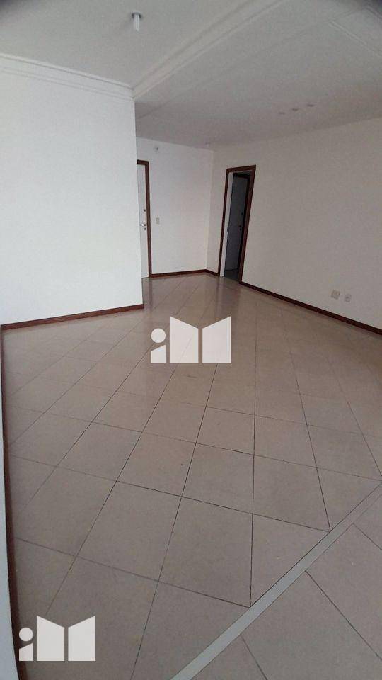 Apartamento à venda com 4 quartos, 157m² - Foto 7