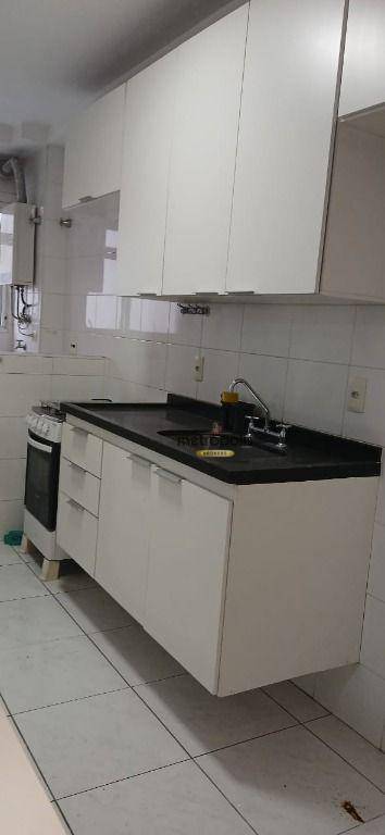 Apartamento à venda com 2 quartos, 75m² - Foto 9