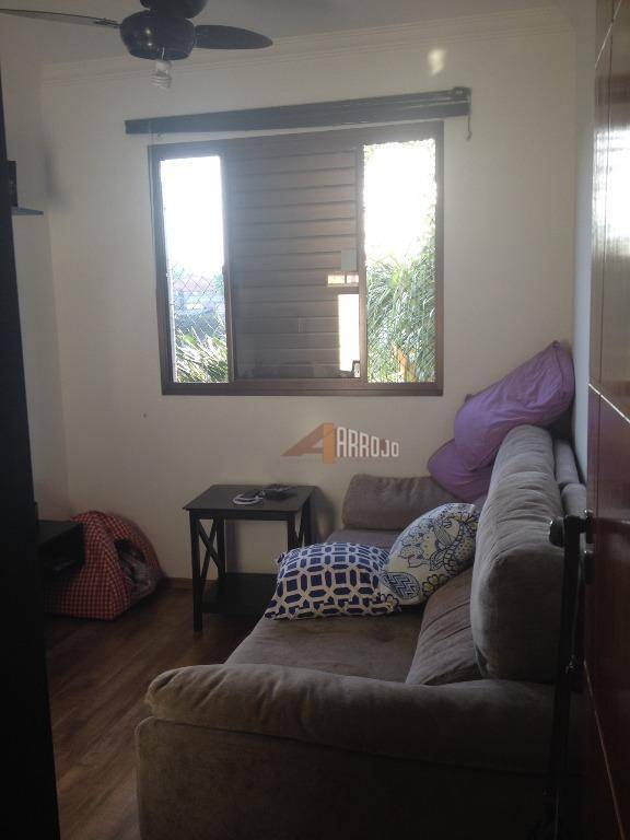 Apartamento à venda com 3 quartos, 55m² - Foto 1