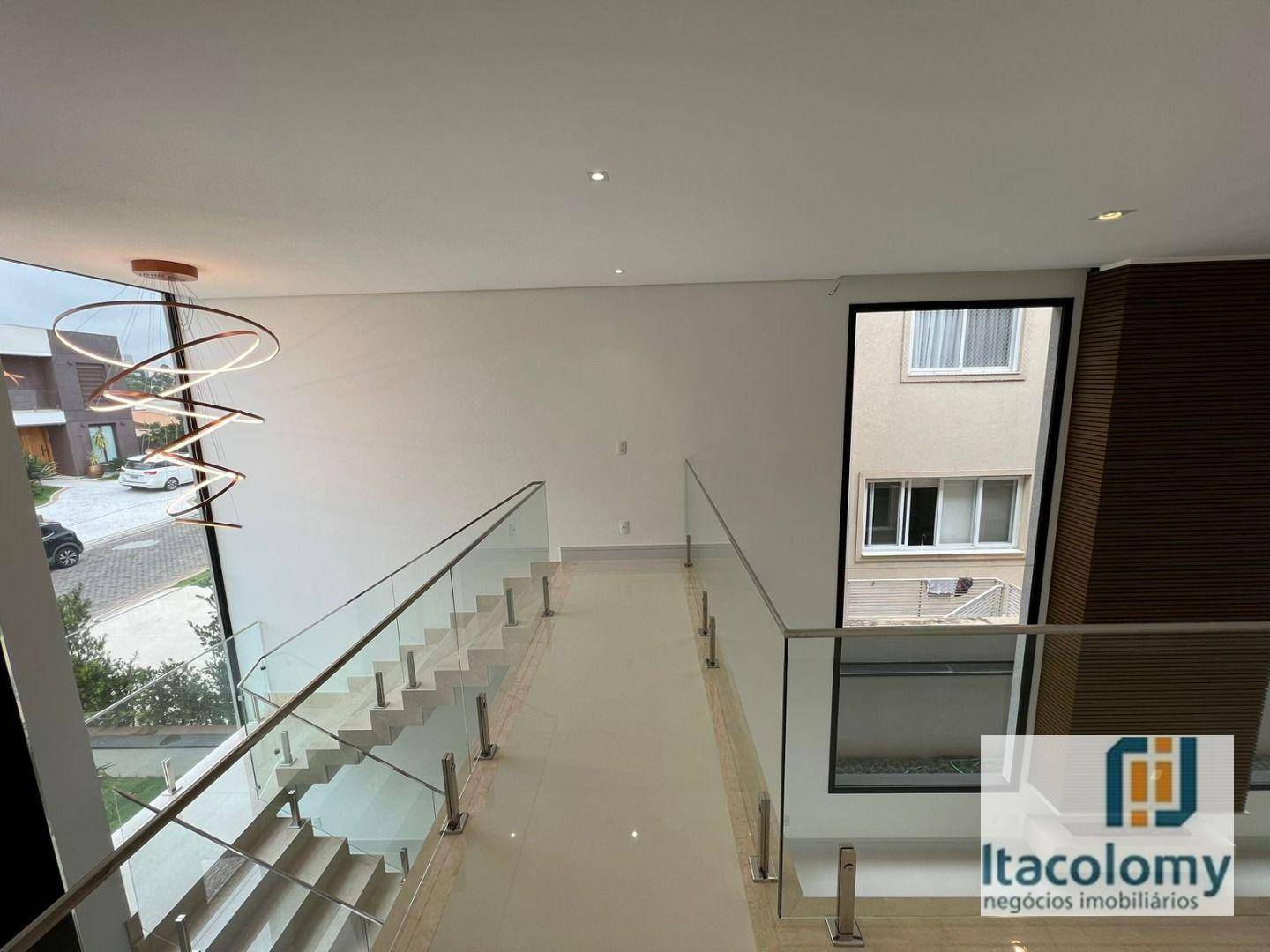 Casa de Condomínio à venda com 4 quartos, 386m² - Foto 16