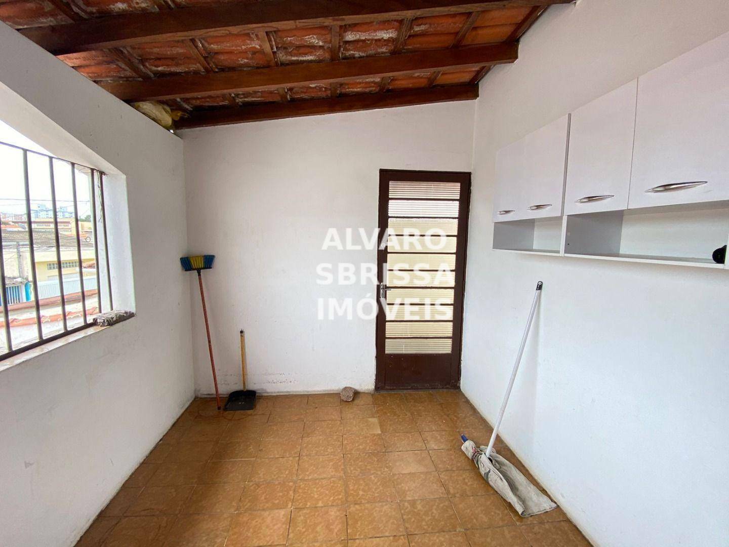 Casa à venda com 3 quartos, 135m² - Foto 18