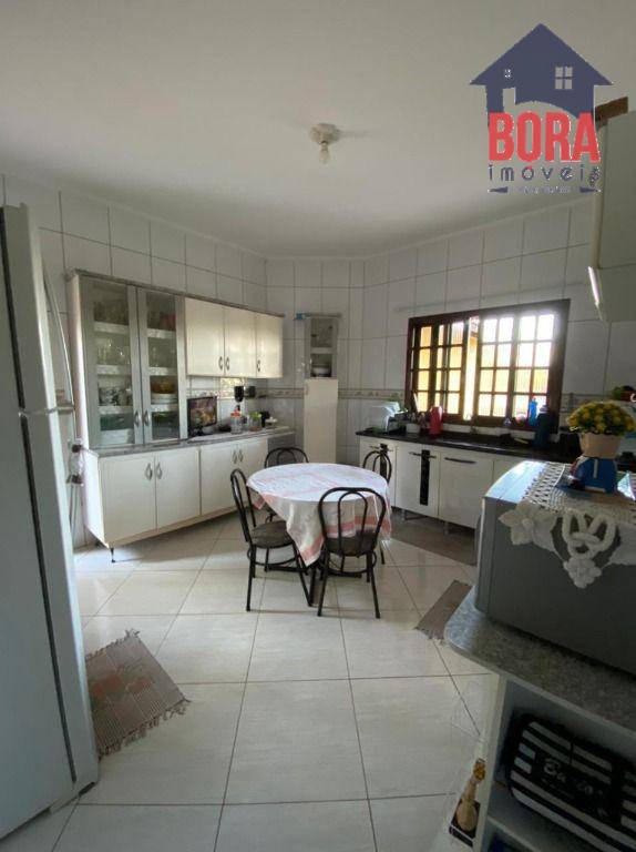 Chácara à venda com 2 quartos, 370m² - Foto 18