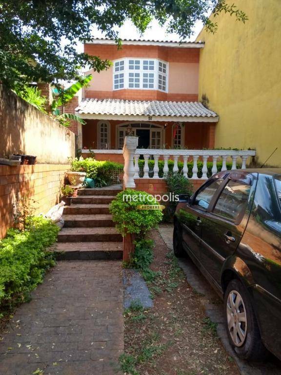 Sobrado à venda com 4 quartos, 180m² - Foto 1