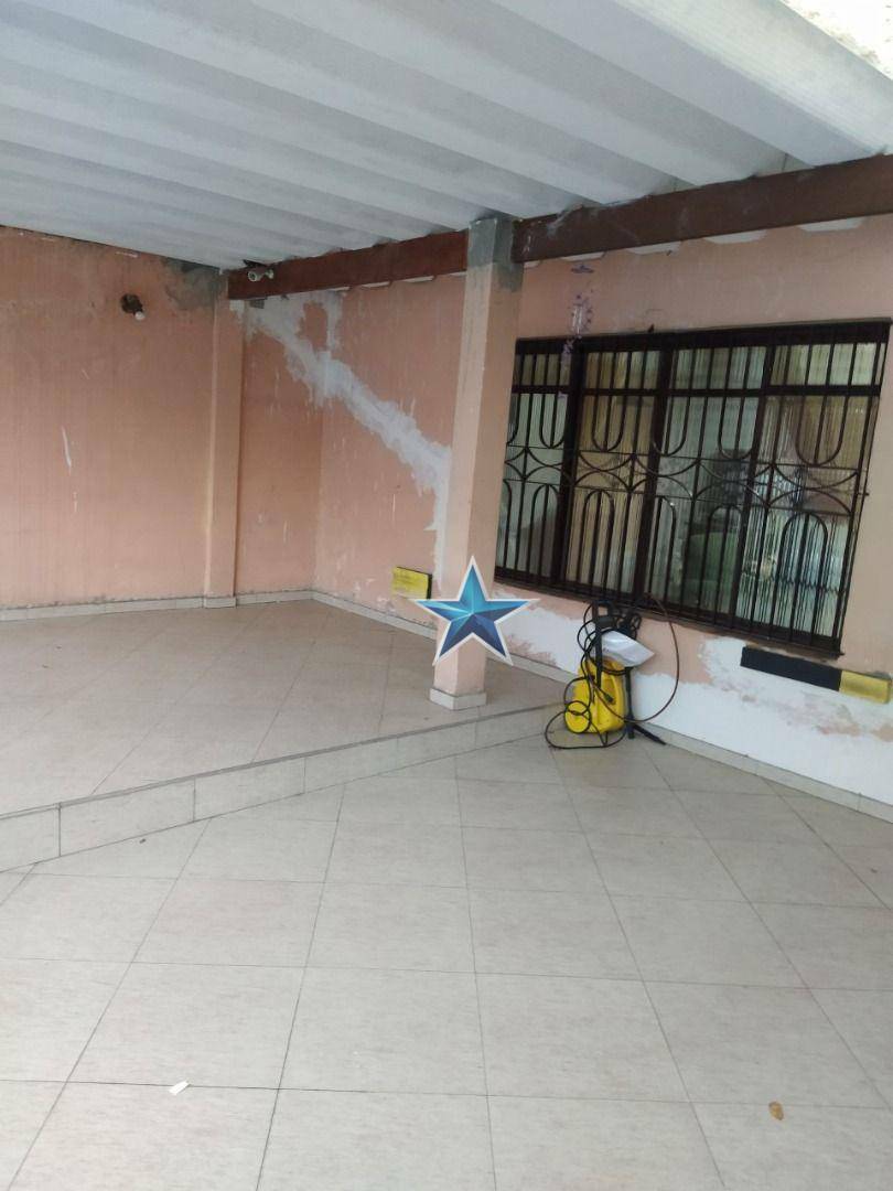 Sobrado à venda com 3 quartos, 111m² - Foto 4