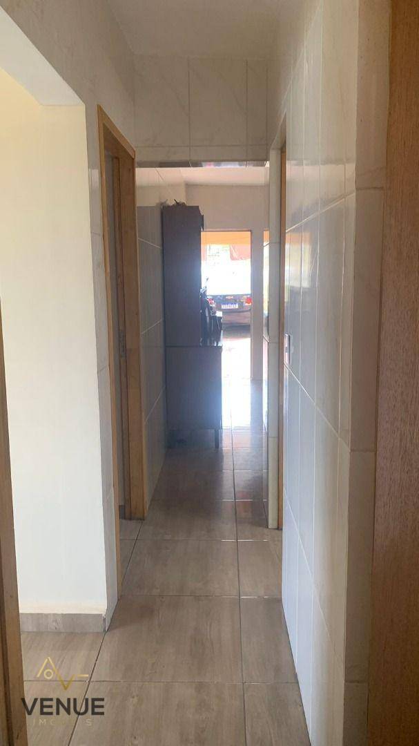 Chácara à venda com 2 quartos, 200m² - Foto 20