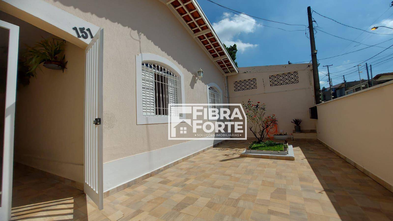 Casa à venda com 3 quartos, 150m² - Foto 3