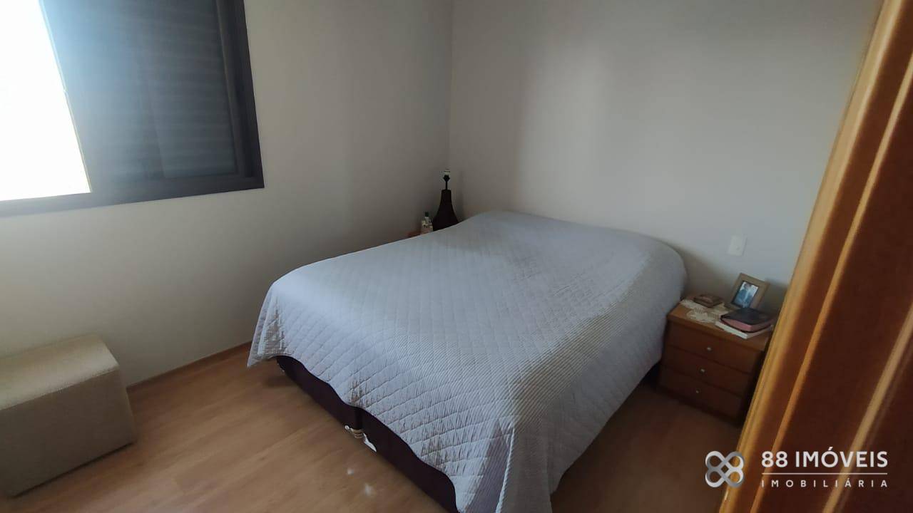 Apartamento à venda com 3 quartos, 87m² - Foto 15