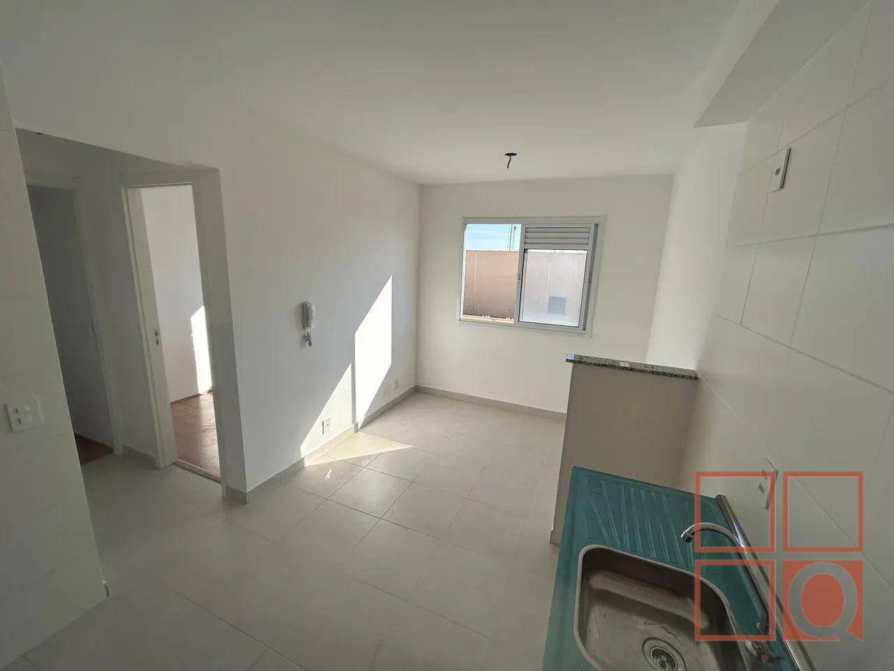Apartamento à venda com 2 quartos, 33m² - Foto 1