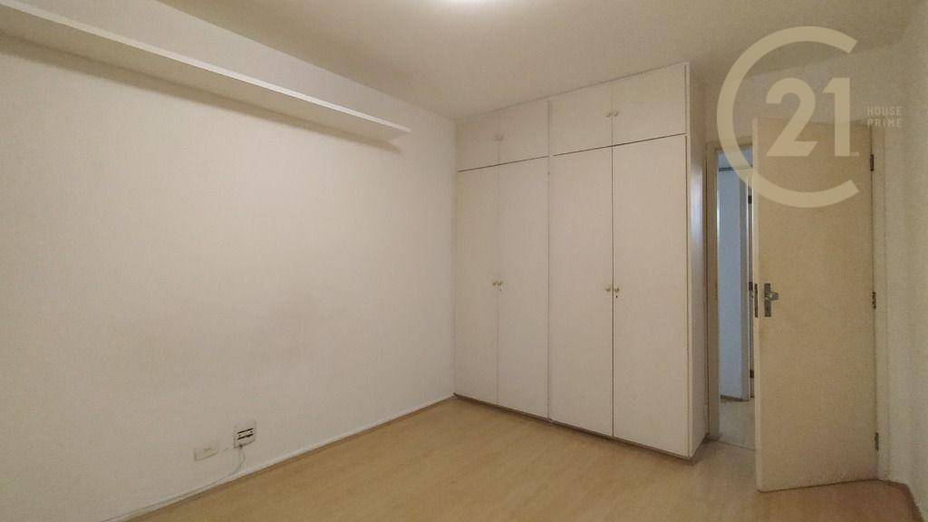 Apartamento para alugar com 3 quartos, 130m² - Foto 15