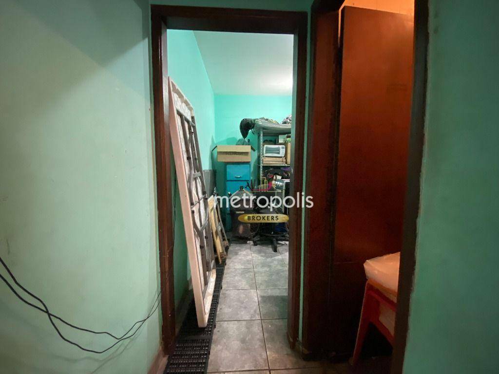 Sobrado à venda com 6 quartos, 270m² - Foto 68