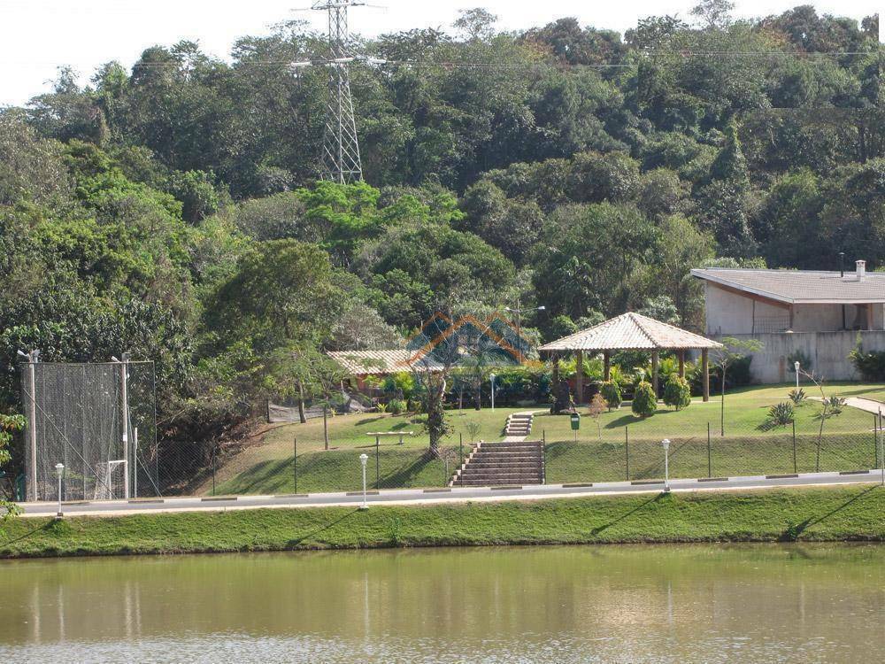 Casa de Condomínio à venda com 3 quartos, 230m² - Foto 31