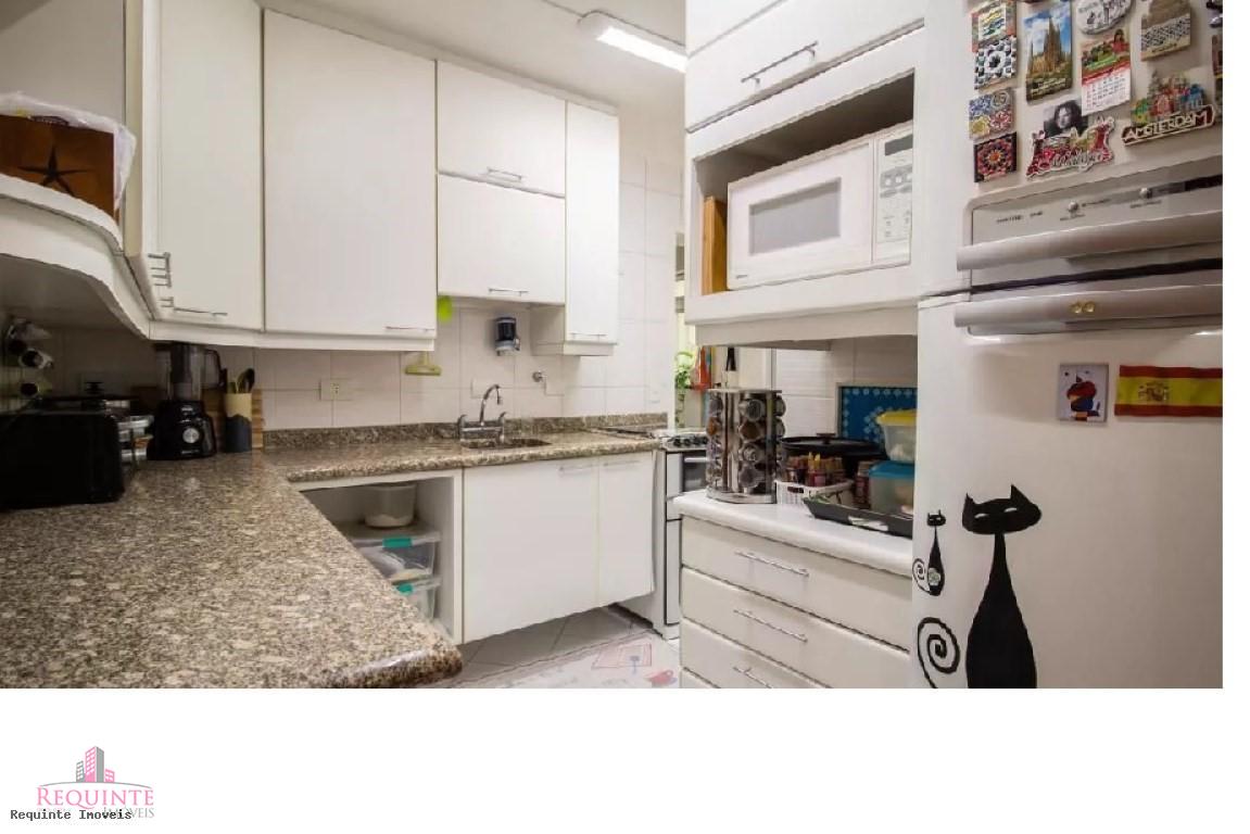 Apartamento à venda com 3 quartos, 74m² - Foto 12