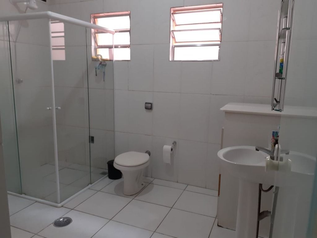 Sobrado à venda com 4 quartos, 242m² - Foto 45