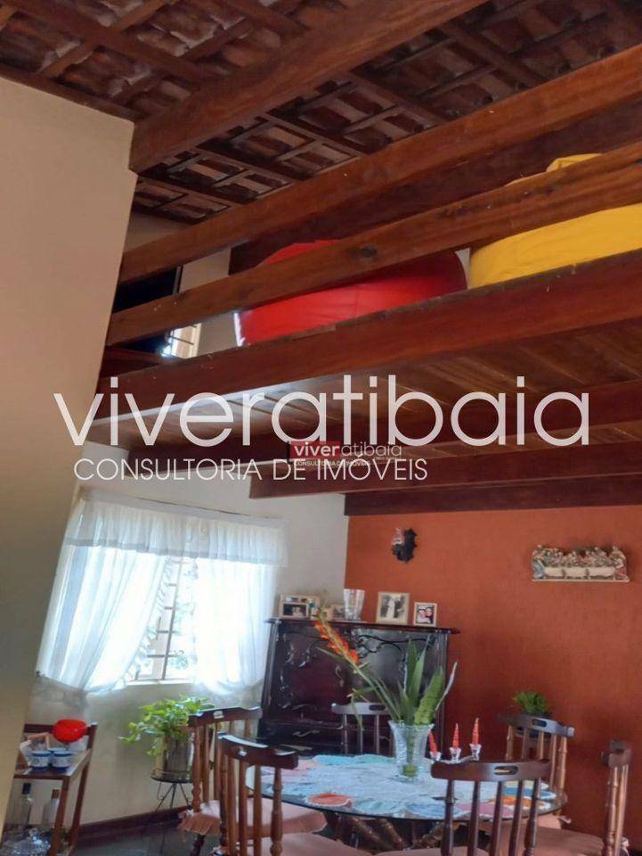 Casa à venda com 3 quartos, 228m² - Foto 17