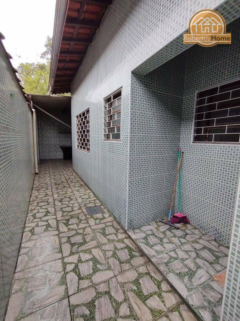 Casa à venda com 2 quartos, 107m² - Foto 2