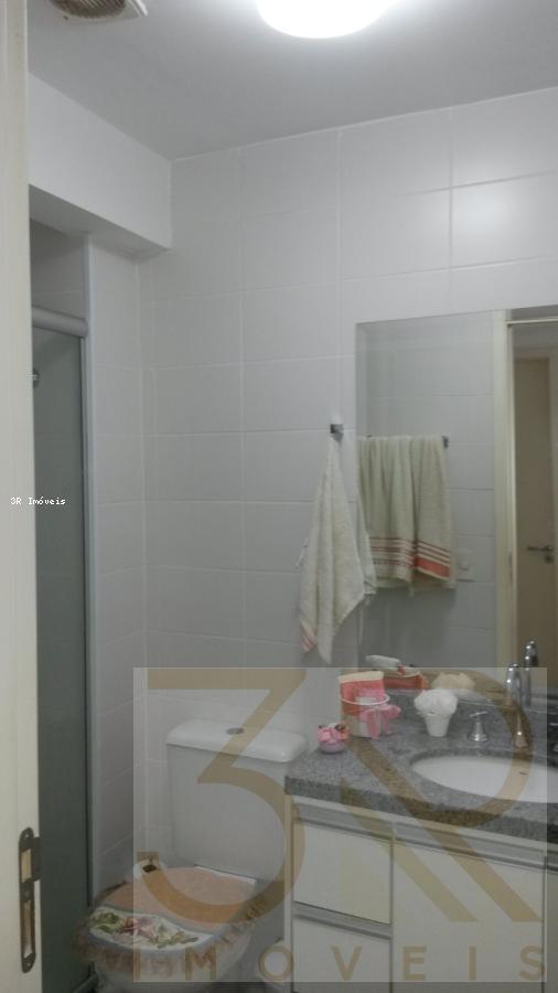 Apartamento à venda com 2 quartos, 70m² - Foto 20